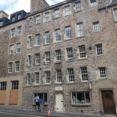 דירות אדינבורו Canongate - Spacious And Historic 2 Bed Flat On Royal Mile מראה חיצוני תמונה